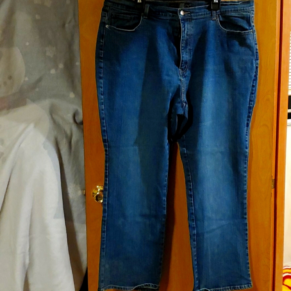 Flared jeans 24W
